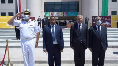 صورة توضيحية - الأمين العام لجامعة الدول أحمد أبو الغيط يشهد على توقيع إتفاقية على هذا المرسوم