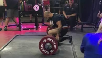 صورة توضيحية - بعد فوزه بلقب بطل العالم في مسابقة ال power lifting العالمية في ايرلندا في العام ٢٠١٩يتحضر البطل اللبناني شربل حلاق للسفر