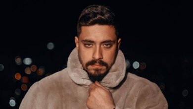 صورة توضيحية - مهند زعيتر و نجاح في أغنية شو بدي عد بذلات