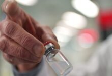 باحثون: نجاح الميلانوما لا يضمن فاعلية لقاحات mRNA في سرطانات أخرى
