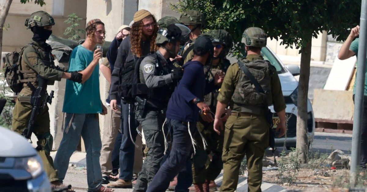 تكرار عنف المستوطنين بالضفة يطال منزلًا فلسطينياً في قُصرة - صورة مميزة صورة مميزة: تكرار عنف المستوطنين بالضفة يطال منزلًا فلسطينياً في قُصرة