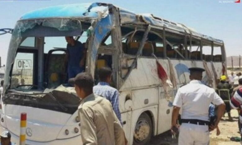 تحقيق رسمي مطلوب بعد مقتل 21 في حادث حافلة على طريق دهب–نويبع