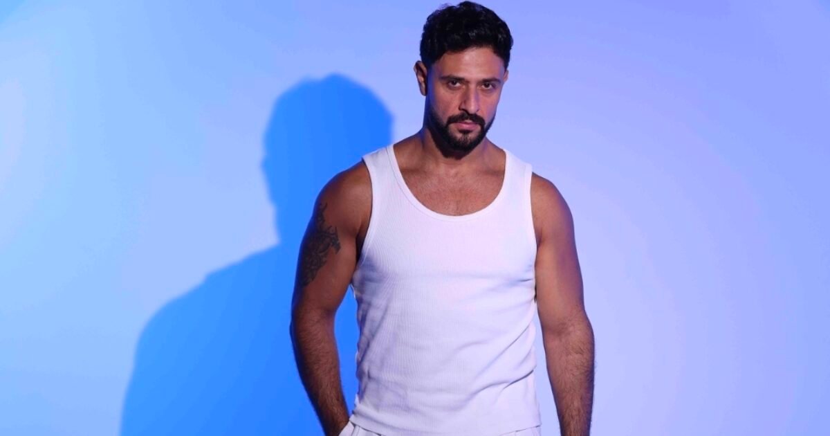 قائمة أغاني كريم نور Karim Nour على أنغامي تشمل «شايفكم» و«يا ويلي عيونك» - صورة مميزة قائمة أغاني كريم نور Karim Nour على أنغامي تشمل «شايفكم» و«يا ويلي عيونك»